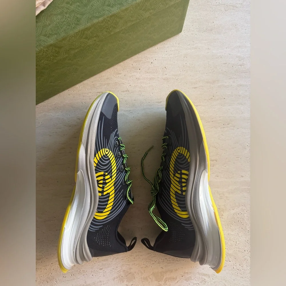 COPY - NWB Gucci Run Low-Top Sneaker 'Black Yellow' Men's 680938-USM10 8480 GUC…